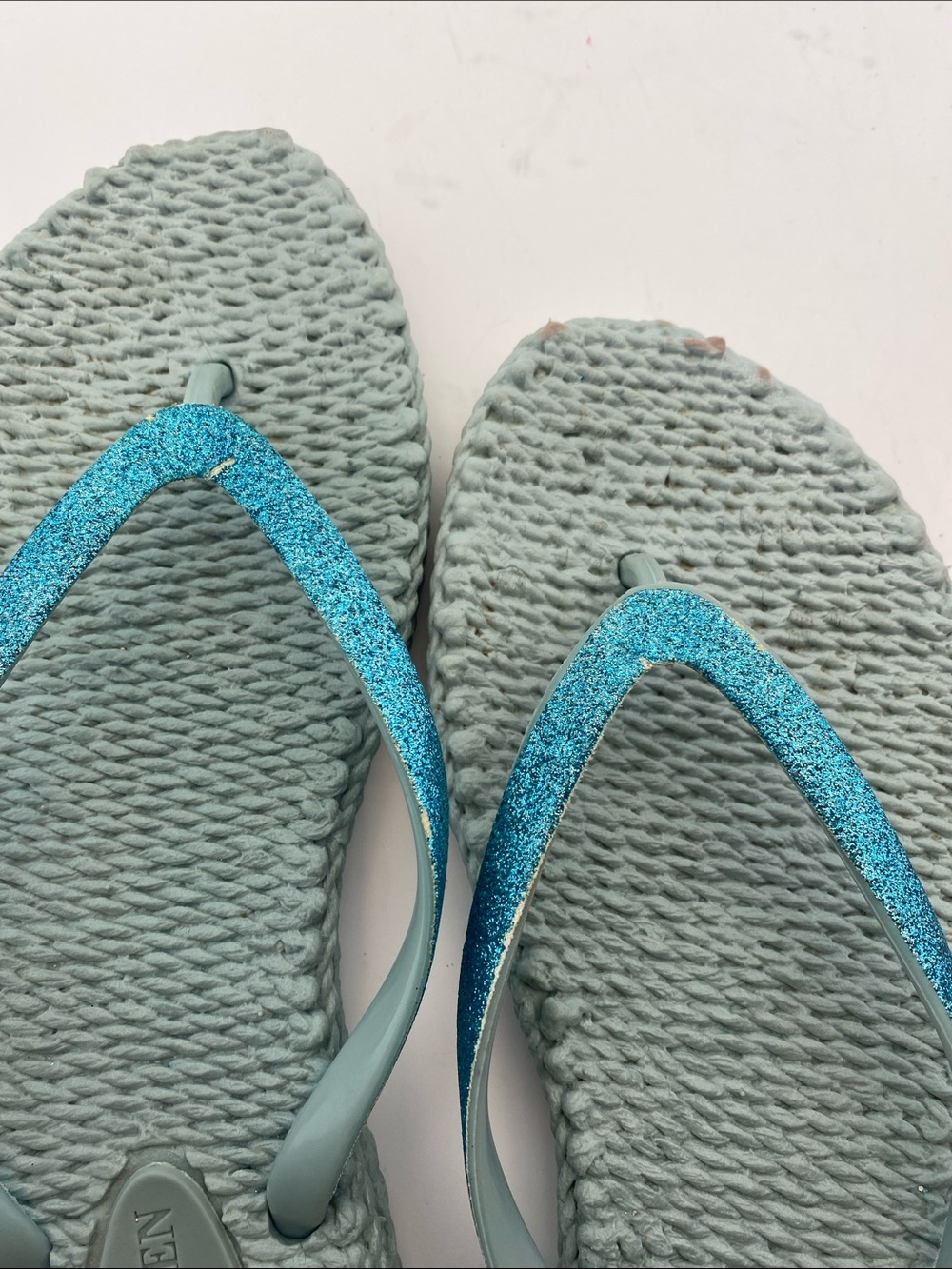 Ilse Jacobsen Pink Woven Flip Flops with Gold and Tan Straps - Picture 5 of 5
